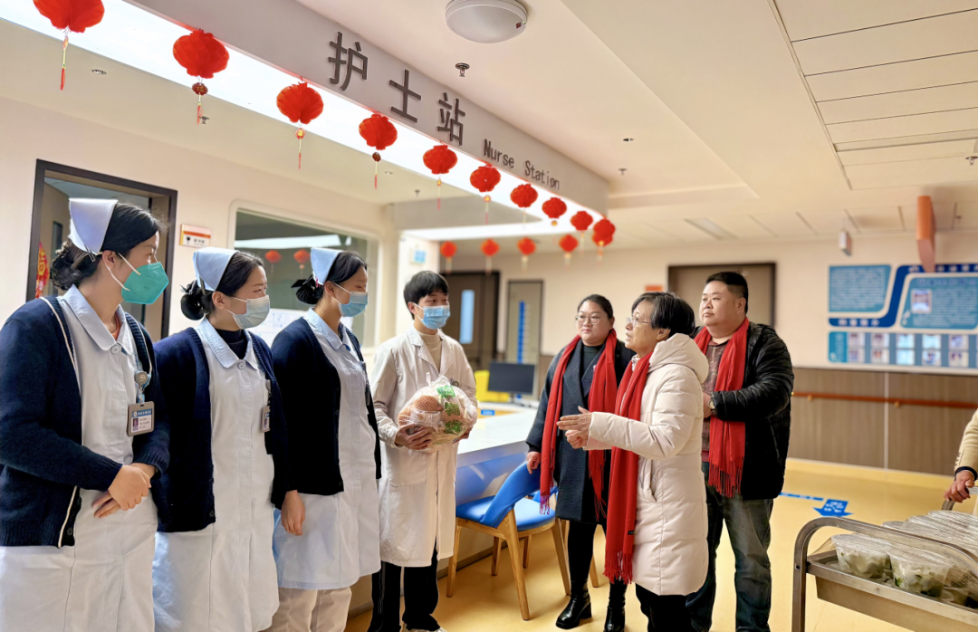 新春慰問(wèn)送溫情，除夕關(guān)懷暖人心！